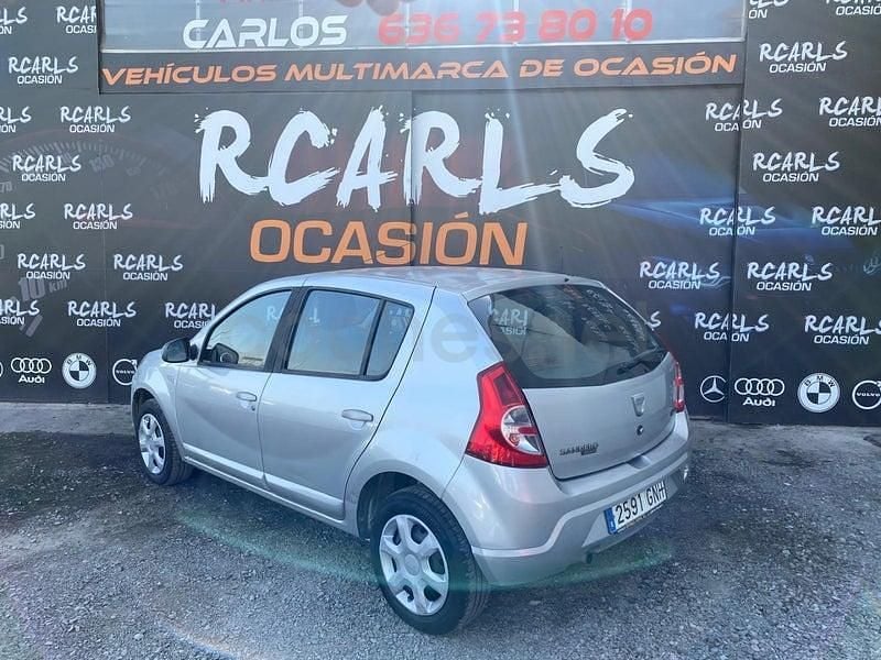 Usado Dacia Sandero Ambiance 70 HP (51 kW) 2009 Cinzento Sedan