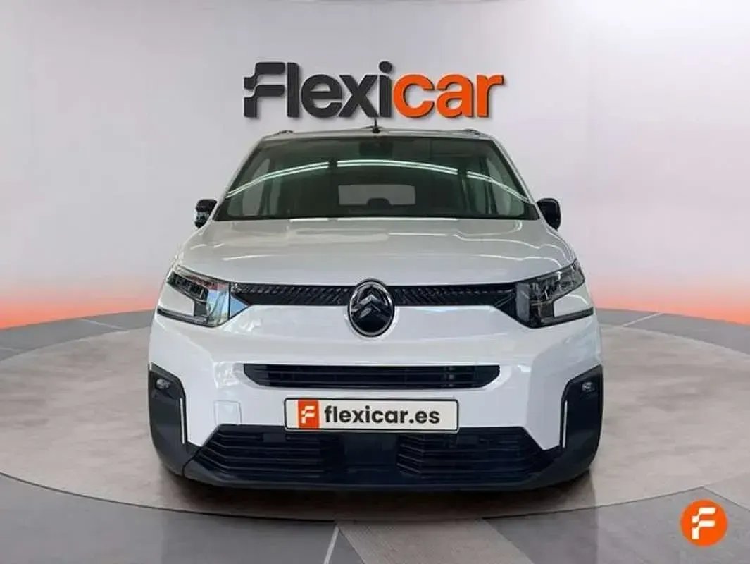Usado Citroën Berlingo 131 CV (96 kW) 2024 Blanco Monovolumen