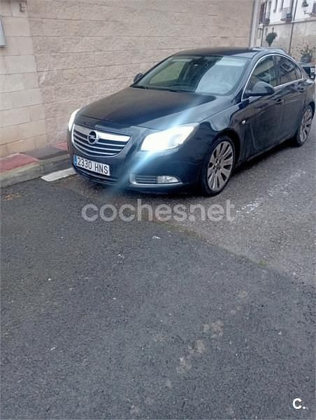 Negro Usado 2013 Opel Insignia Selective Berlina | 4500 € (Precio justo) - Imagen 1/4