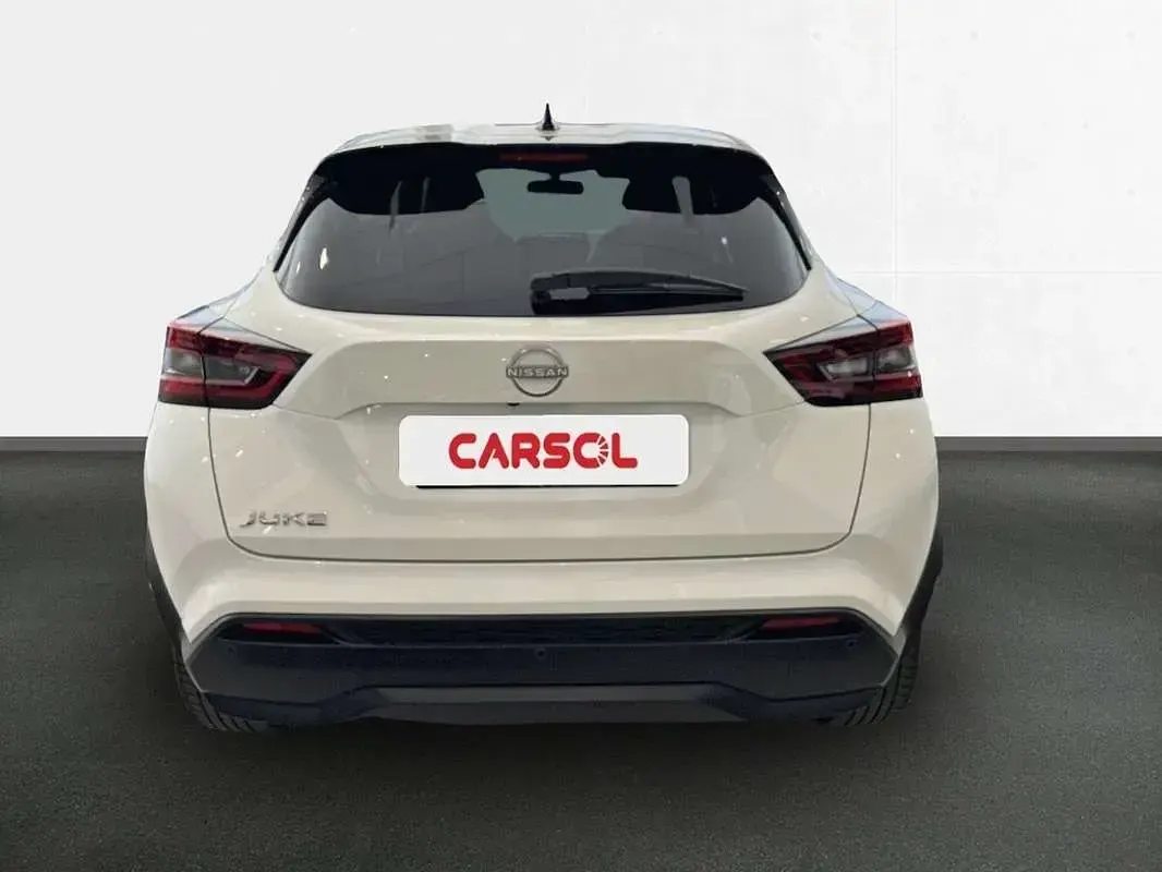 Usado Nissan Juke N-Connecta 114 CV (83 kW) 2024 Blanco SUV