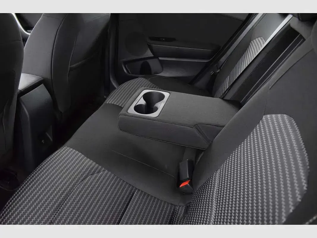 Usado Kia Ceed 101 CV (74 kW) 2025 Blanco Utilitario