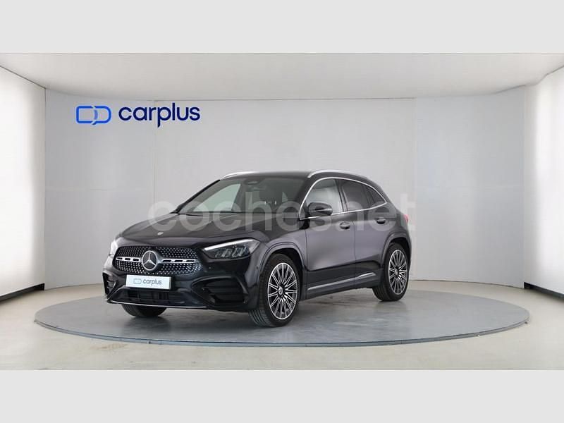 Negro noche (sólido) Usado 2024 Mercedes GLA200 SUV | 41.490 € (Precio justo) - Imagen 1/4