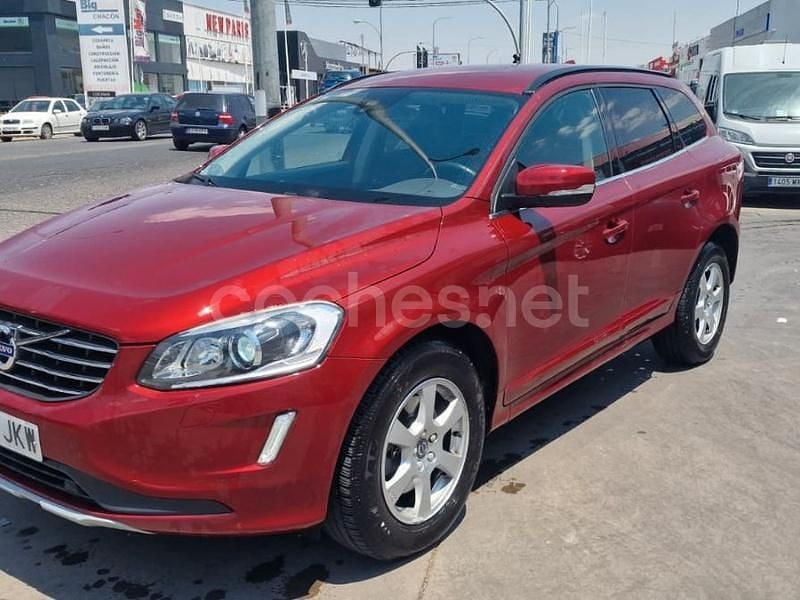 Granate Usado 2016 Volvo XC60 Momentum SUV | 15.900 € (Buen precio) - Imagen 1/4