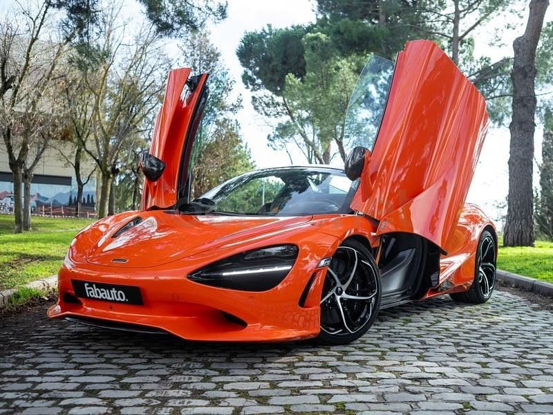 Usado McLaren 750S 750 CV (551 kW) 2025 Naranja Descapotable