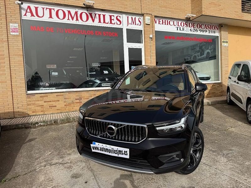 Usado Volvo XC40 Inscription 211 CV (155 kW) 2021 Negro SUV