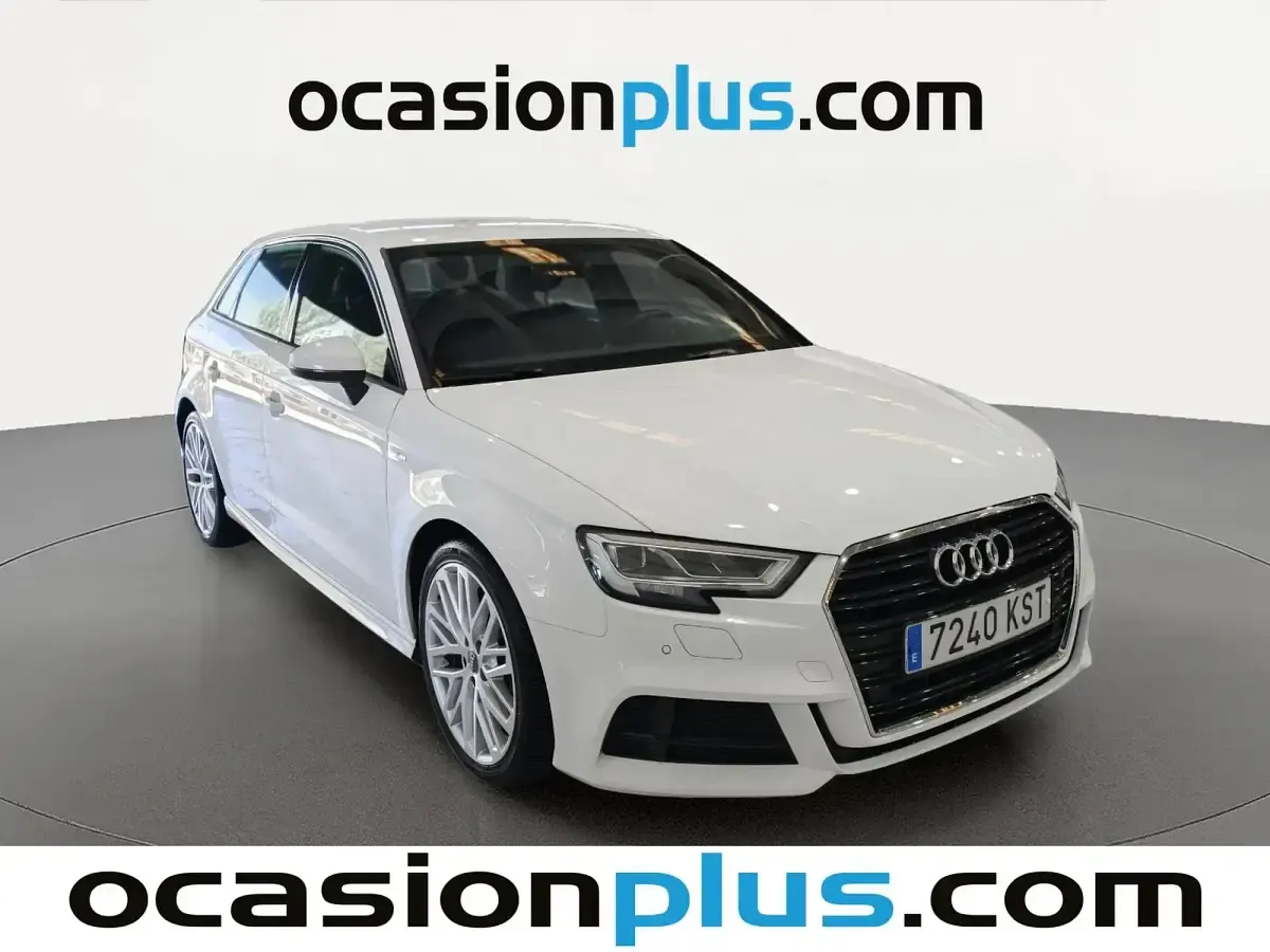 Usado Audi A3 S-Line 116 CV (85 kW) 2019 Blanco Berlina
