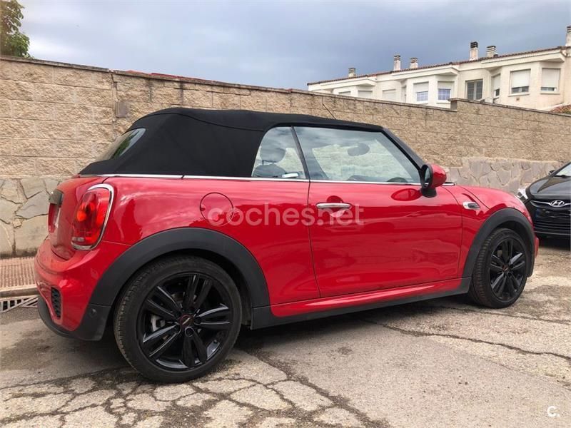 Usado Mini Cooper Cabriolet 136 CV (100 kW) 2017 Rojo Descapotable