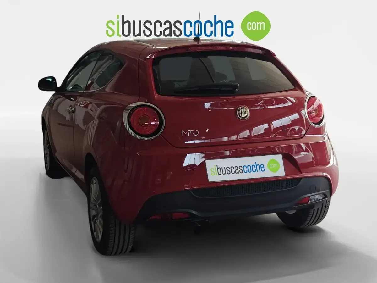 Usado Alfa Romeo MiTo 69 CV (50 kW) 2016 Rojo Utilitario