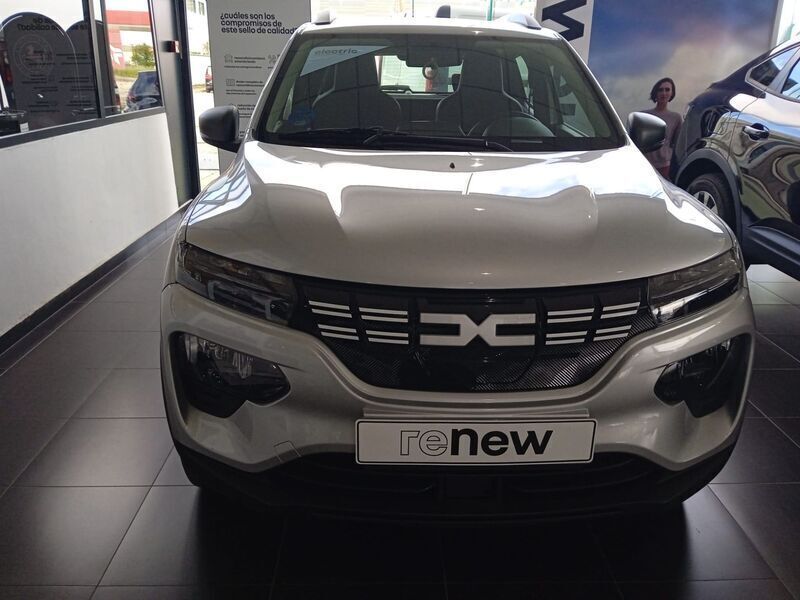 Usado Dacia Spring Extreme 47 kW (65 CV) 2023 Gris Utilitario