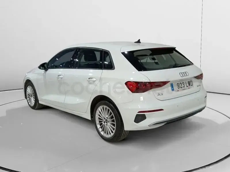 Usado Audi A3 Advanced Plus 116 CV (85 kW) 2022 Blanco Berlina