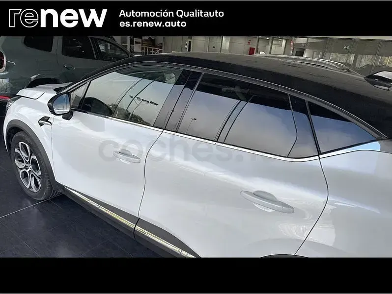 Usado Renault Captur Zen 145 CV (106 kW) 2022 Blanco SUV