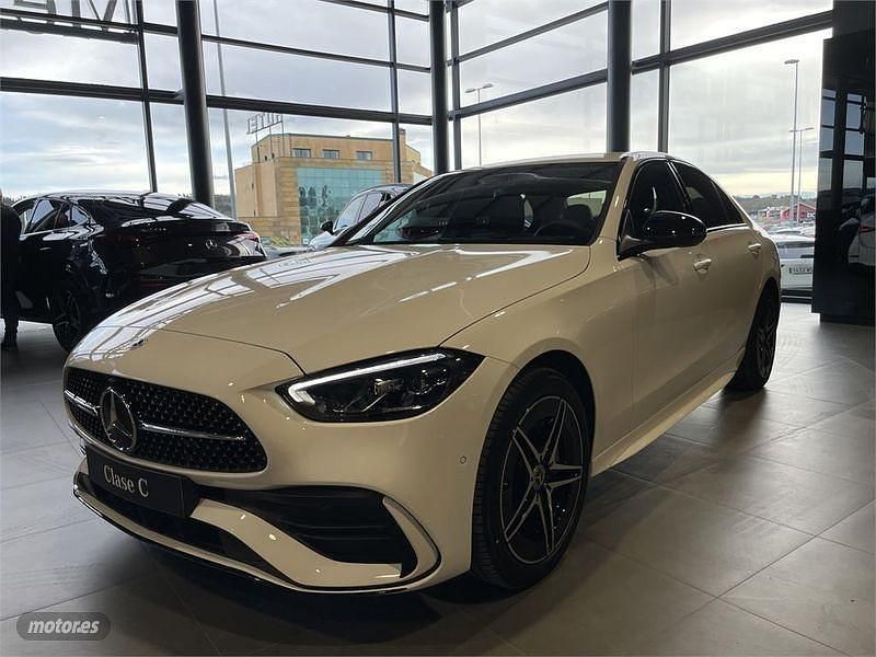 Blanco Nuevo 2025 Mercedes C300e Berlina | 60.900 € (Precio justo) - Imagen 1/4