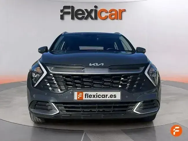 Usado Kia Sportage 115 CV (84 kW) 2023 Gris / plata SUV