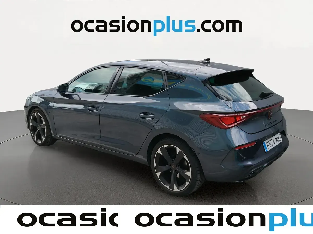 Usado Cupra Leon 150 CV (110 kW) 2023 Gris Utilitario