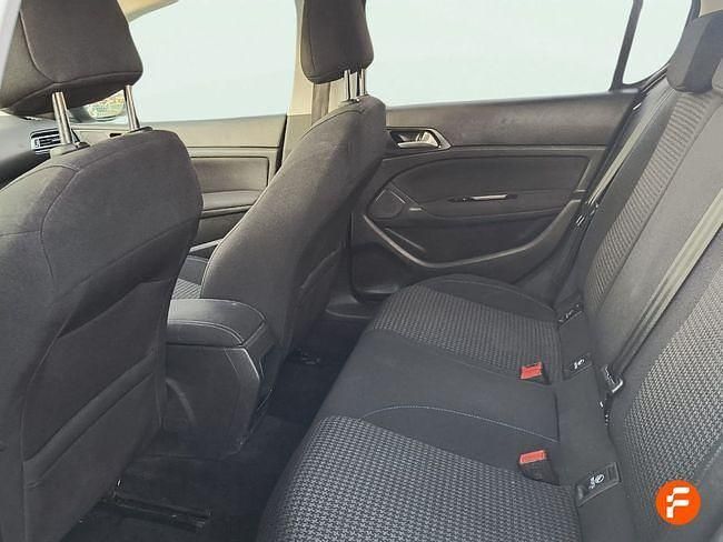 Usado Peugeot 308 Access 110 CV (80 kW) 2020 Gris Berlina