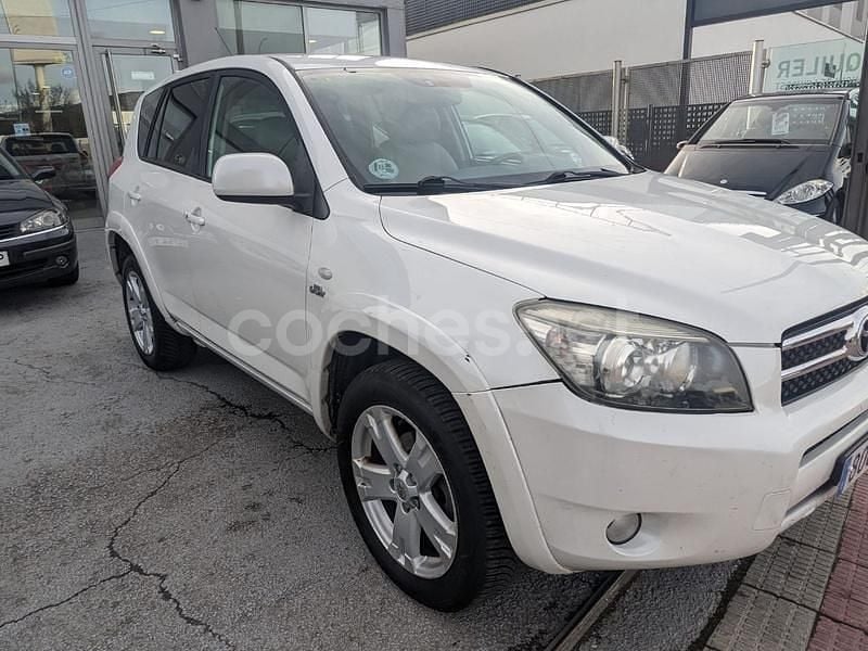 Blanco Usado 2008 Toyota RAV4 Premium SUV | 5990 € (Buen precio) - Imagen 1/4
