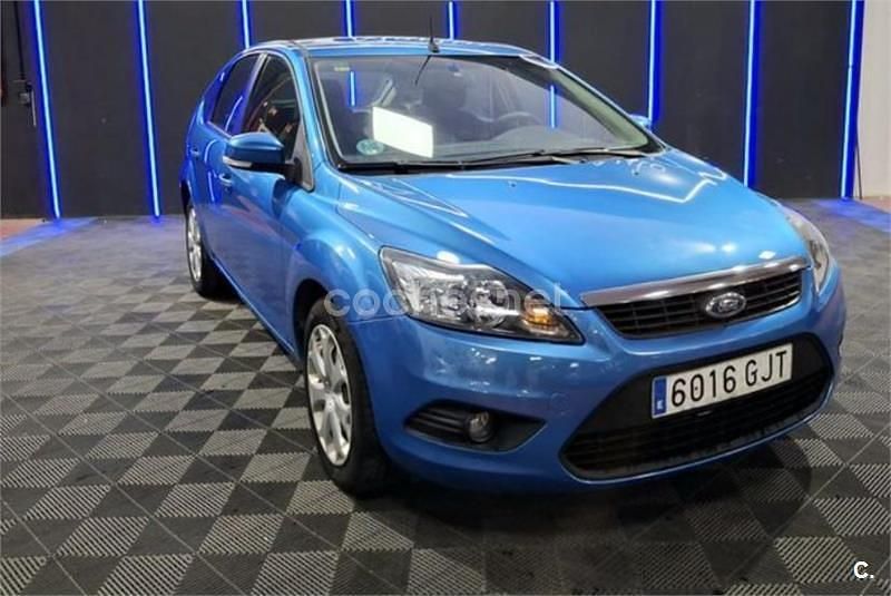 Usado Ford Focus Trend 109 CV (80 kW) 2008 Azul Berlina