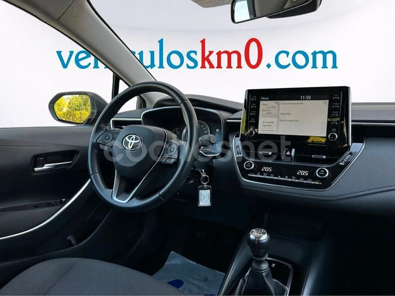 Usado Toyota Corolla Active 140 CV (102 kW) 2023 Blanco Berlina