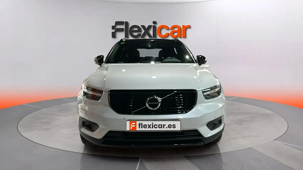 Usado Volvo XC40 150 CV (110 kW) 2019 Blanco SUV