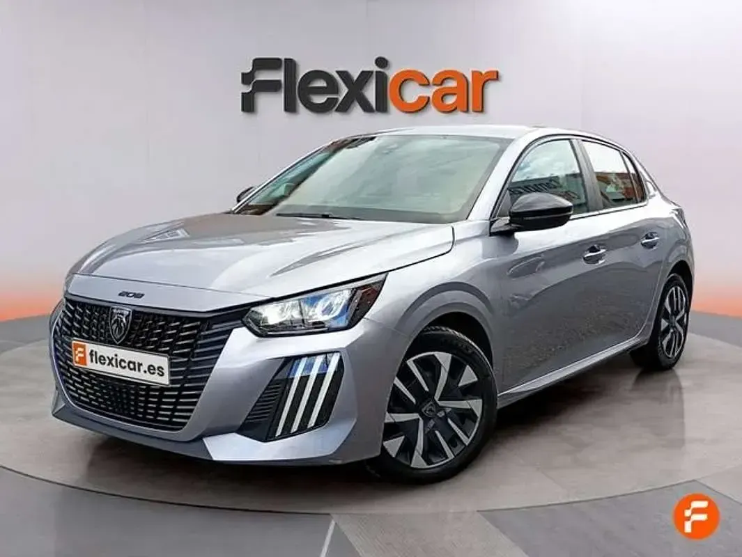 Usado Peugeot 208 Style 101 CV (74 kW) 2024 Gris Utilitario