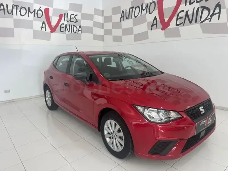 Usado Seat Ibiza Reference 80 CV (58 kW) 2020 Rojo Utilitario