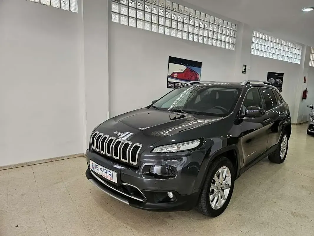 Usado Jeep Cherokee Limited 200 CV (147 kW) 2015 Gris SUV