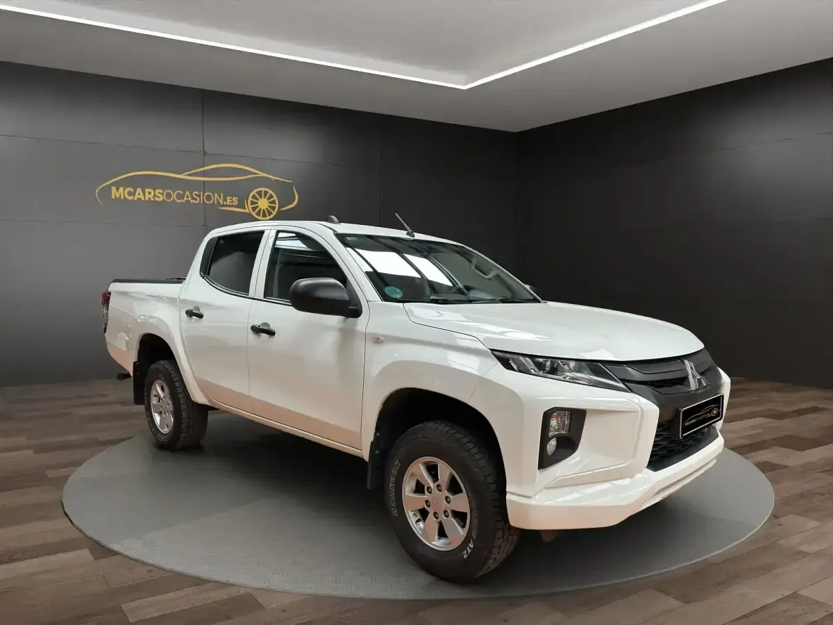 Usado Mitsubishi L200 Motion 150 CV (110 kW) 2020 Blanco Pickup/Camioneta