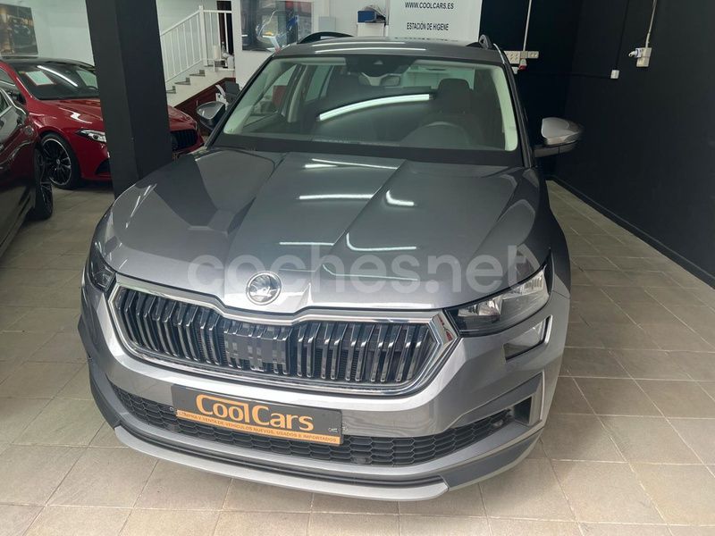 Gris / plata Usado 2022 Skoda Kodiaq Active SUV | 28.900 € (Un poco caro) - Imagen 1/4