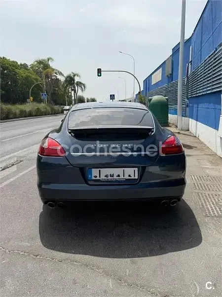 Usado Porsche Panamera 400 CV (294 kW) 2010 Azul Utilitario