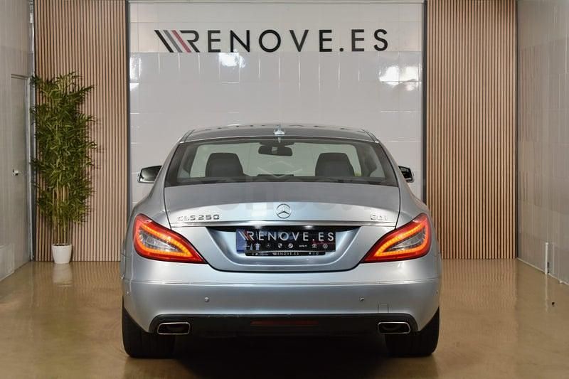 Usado Mercedes CLS250 204 CV (150 kW) 2013 Gris / plata Berlina