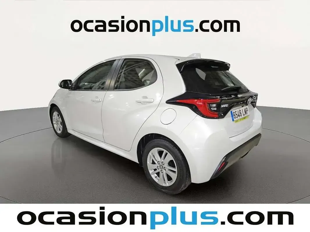 Usado Toyota Yaris Edition 125 HP (91 kW) 2021 Branco Citadino