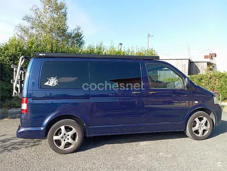 Usado VW Multivan Trendline 102 CV (75 kW) 2008 Azul Monovolumen