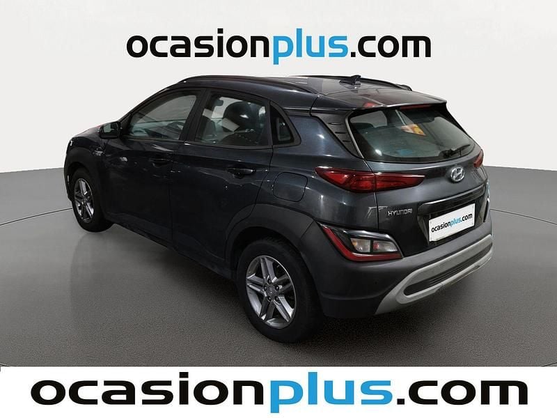 Usado Hyundai Kona 120 CV (88 kW) 2022 Gris SUV