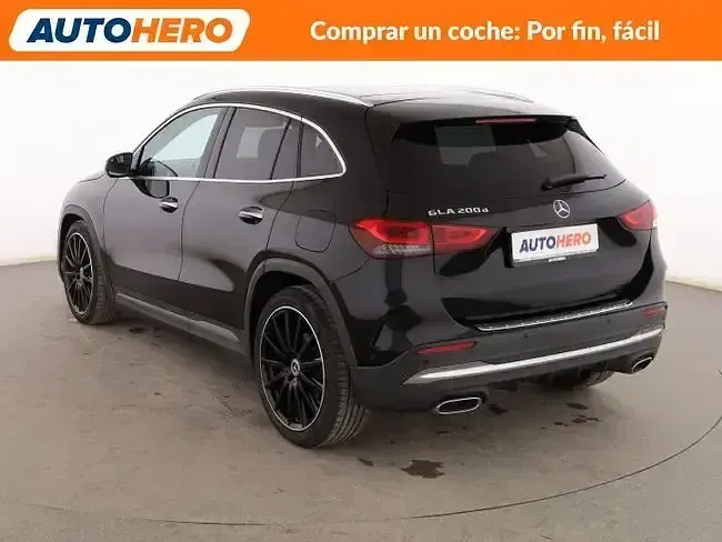 Usado Mercedes GLA200 AMG line 150 CV (110 kW) 2021 Negro SUV