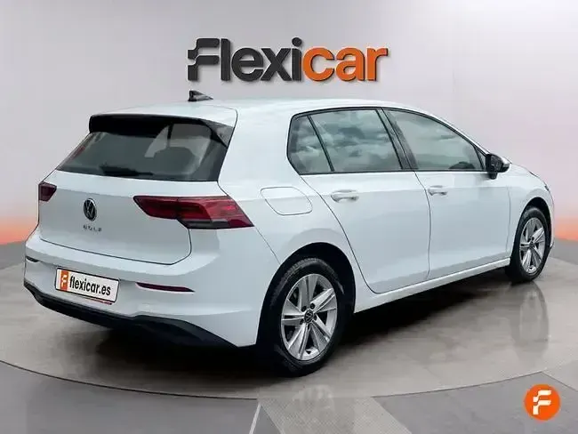 Usado VW Golf VIII Life 115 CV (84 kW) 2022 Blanco