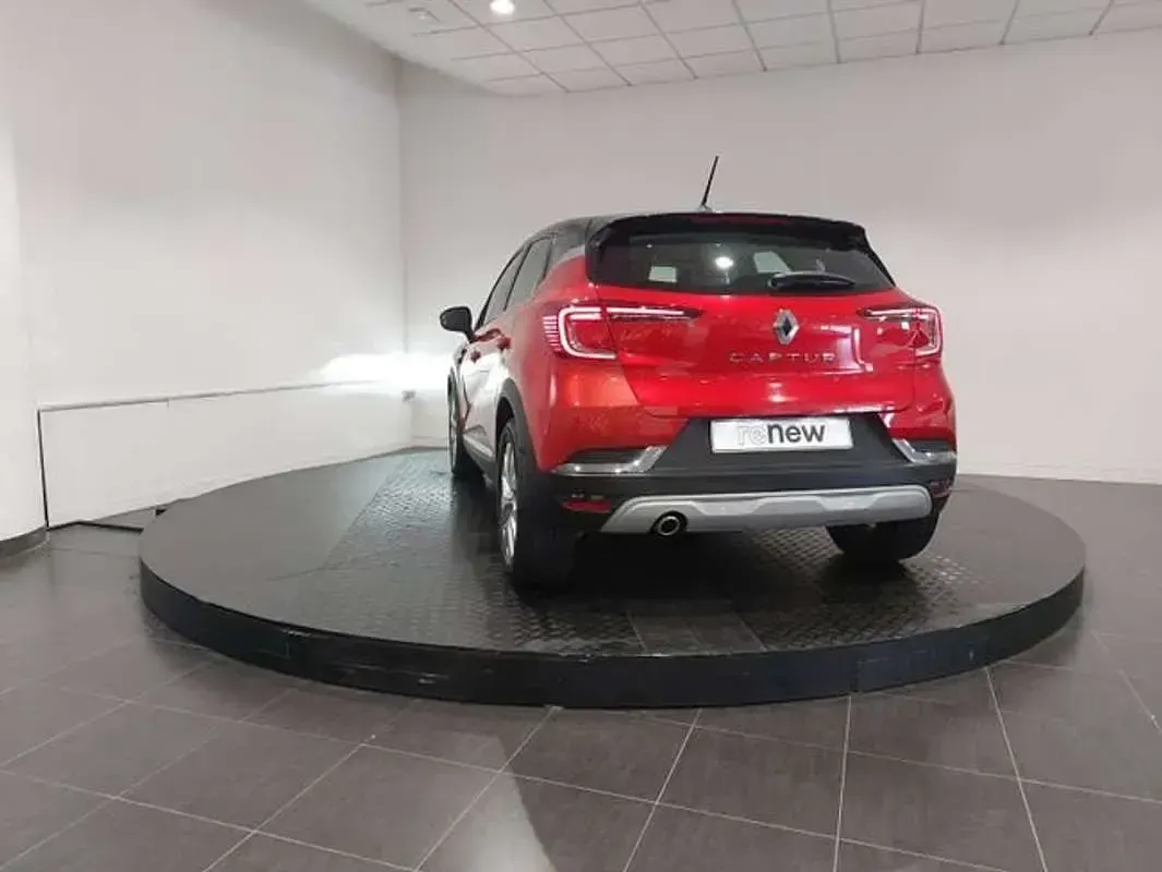 Usado Renault Captur Zen 116 CV (85 kW) 2020 Rojo SUV
