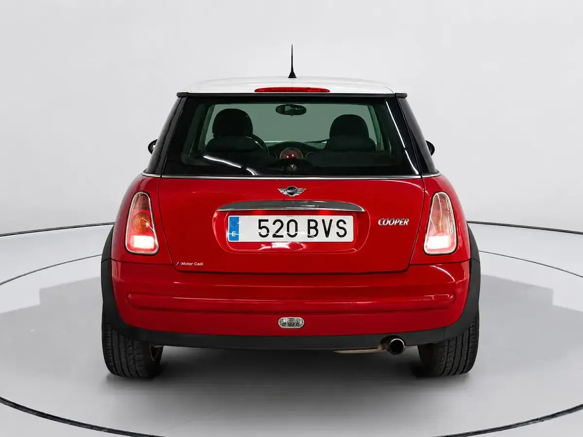 Usado Mini Cooper 115 CV (84 kW) 2002 Rojo Utilitario