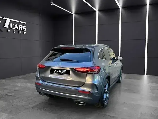 Usado Mercedes GLA250 AMG 218 CV (160 kW) 2022 Gris SUV