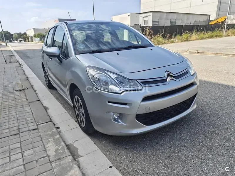 Usado Citroën C3 Feel 75 CV (55 kW) 2015 Gris / plata Berlina