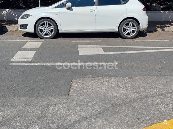 Usado Seat Leon Copa 105 CV (77 kW) 2012 Blanco Berlina