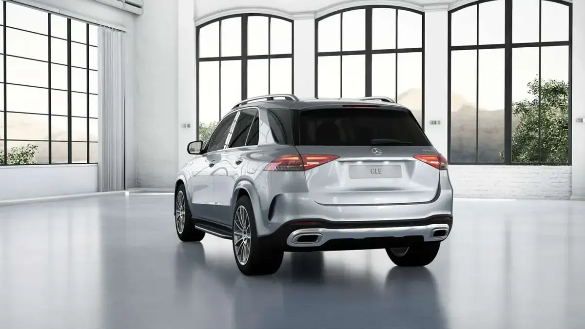 Usado Mercedes GLE350 de 333 CV (244 kW) 2025 Plateado SUV