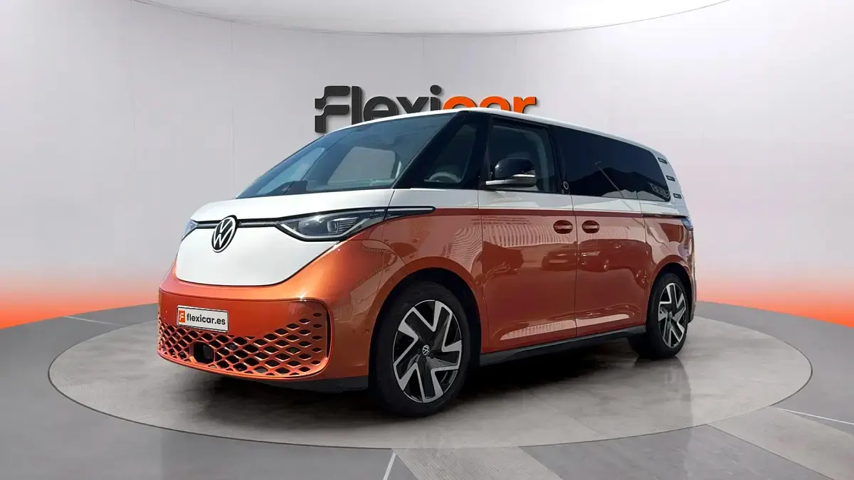 Usado VW ID. Buzz 150 kW (204 CV) 2023 Naranja Monovolumen