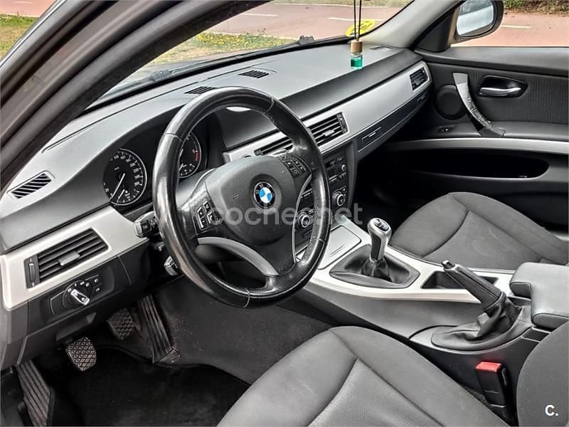 Gris / plata Usado 2009 BMW 320 Berlina | 6200 € (Buen precio) - Imagen 1/4
