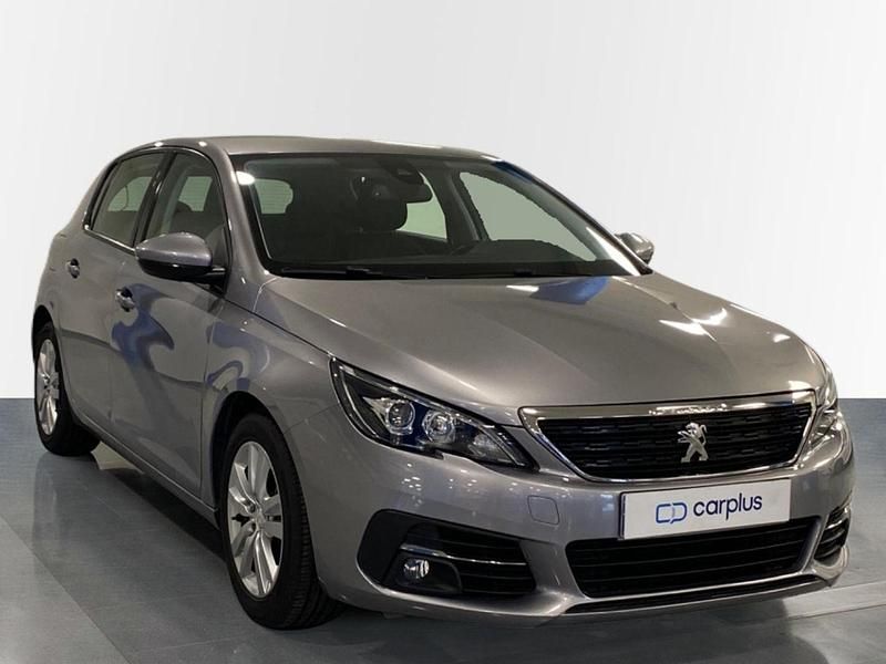 Usado Peugeot 308 Allure 130 CV (95 kW) 2020 Gris artense (metalizado) Utilitario