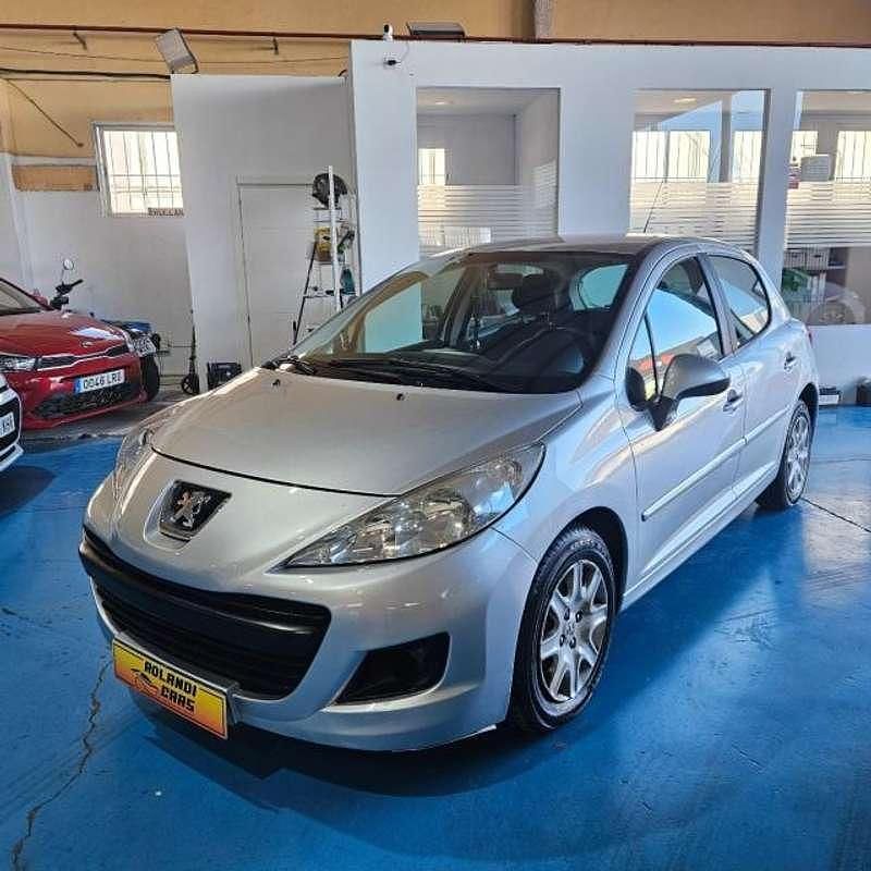 Usado Peugeot 207 Active 73 CV (53 kW) 2011 Gris Utilitario
