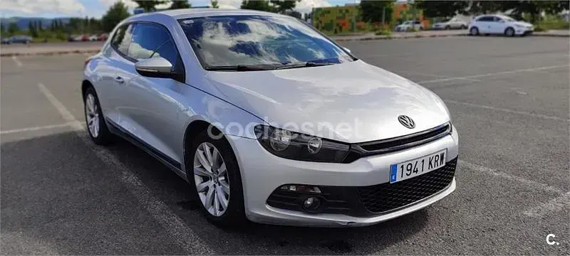 Usado VW Scirocco 160 CV (117 kW) 2008 Gris / plata Coupe