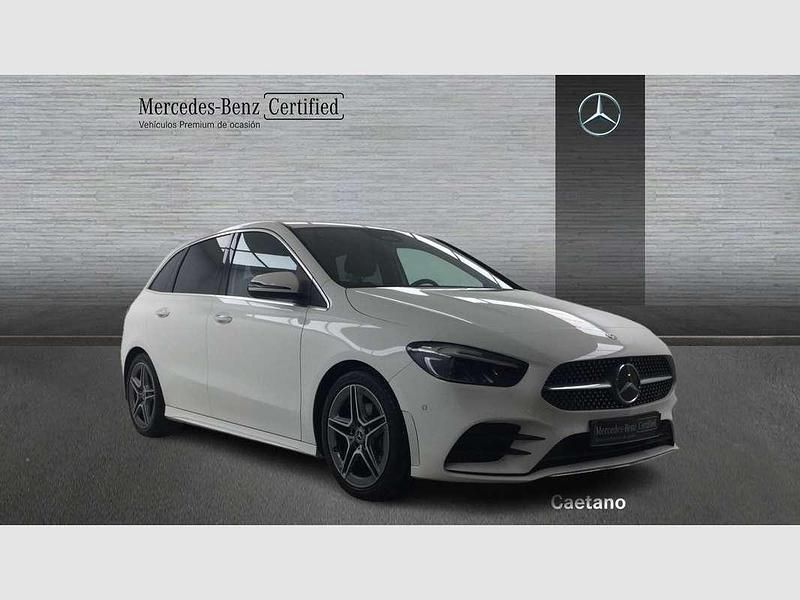 Usado Mercedes B180 136 CV (100 kW) 2024 Blanco Monovolumen