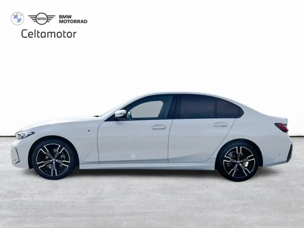 Usado BMW 318 Shadowline 150 CV (110 kW) 2025 Alpinweiß (sólido) Berlina