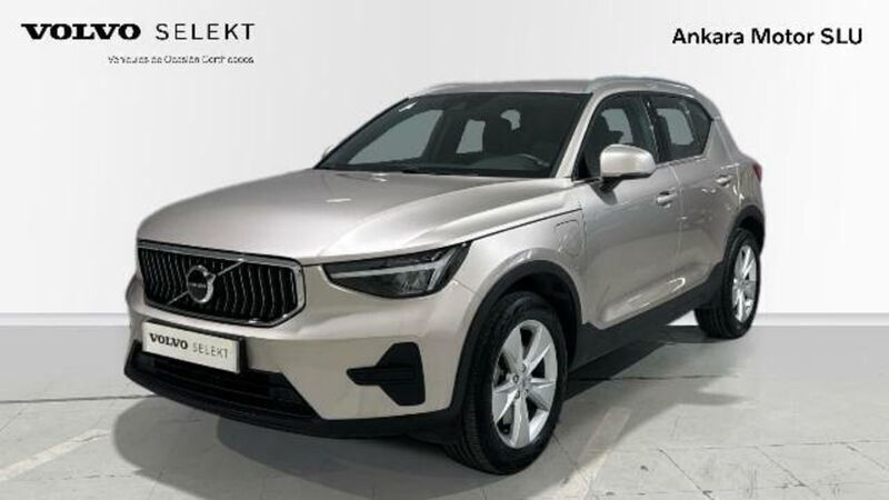 Gris Usado 2023 Volvo XC40 Core SUV | 34.900 € (Precio justo) - Imagen 1/2