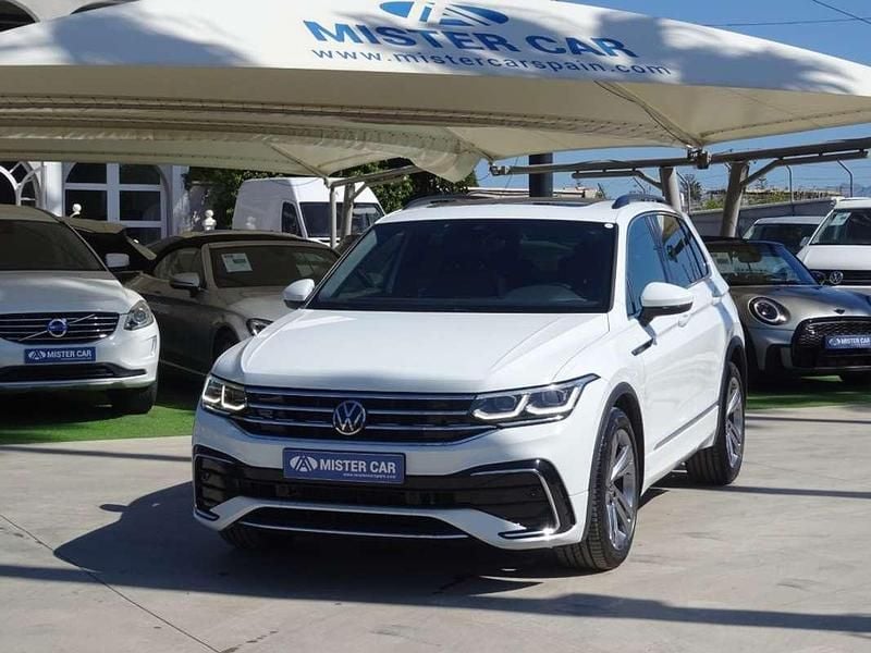 Usado VW Tiguan Allspace R-line 150 CV (110 kW) 2022 Blanco SUV